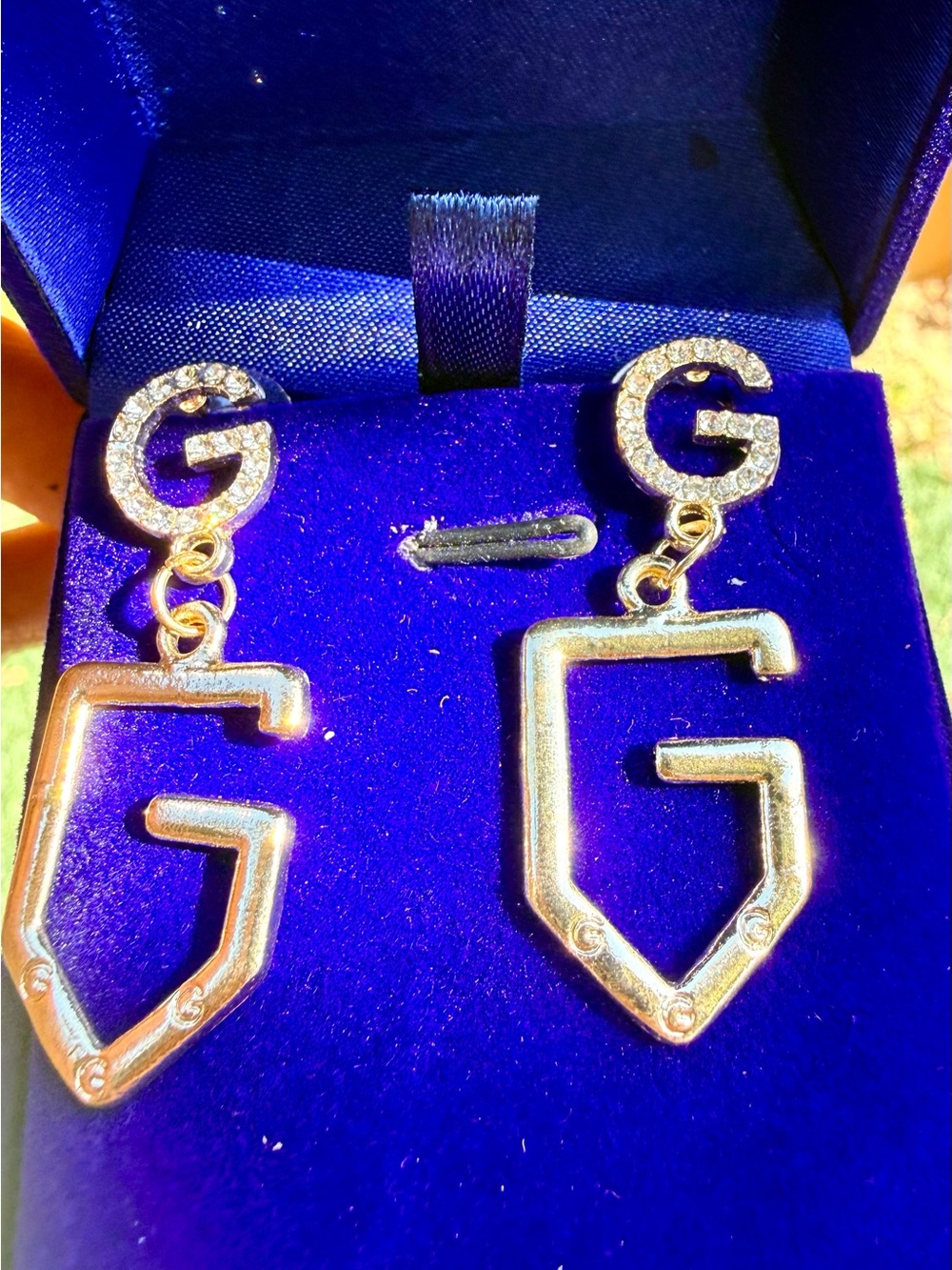 16k gold plated pretty rhinestone earrings